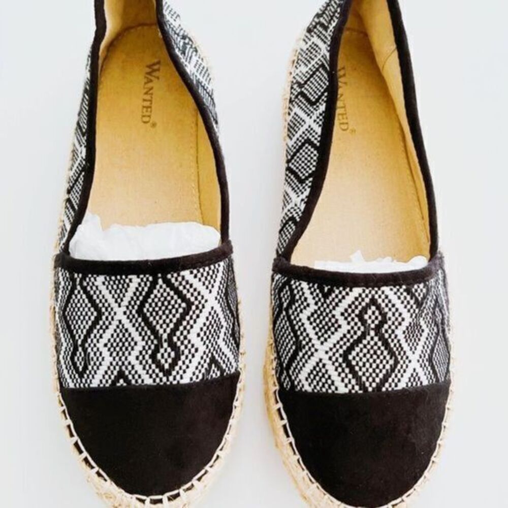 New espadrilles with cool geometric design Sz 8.5